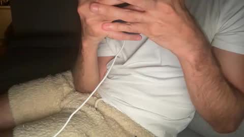 rlggggn42 online show from March 28, 7:14 pm