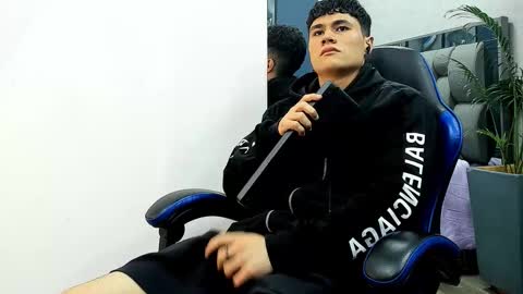 Roan Birkin online show from September 30, 9:18 pm