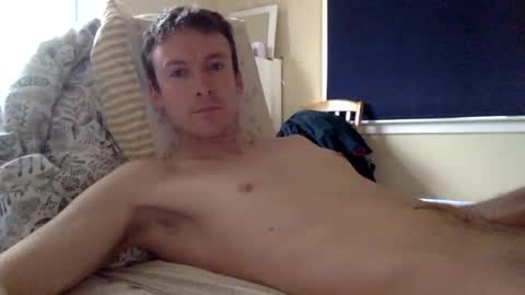 rob00435295 online show from February 15, 10:57 am