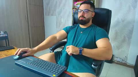 Robby online show from November 6, 11:41 pm