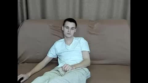 Snapshot of robert10211 chatting on October 23, 5:49 pm robert10211 online show from October 23, 5:49 pm