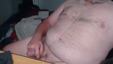 Robert9955 online show from October 18, 9:20 pm