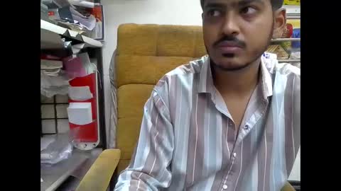 Snapshot of robertsalia220 chatting on September 16, 1:23 pm Robertsalia online show from September 16, 1:23 pm