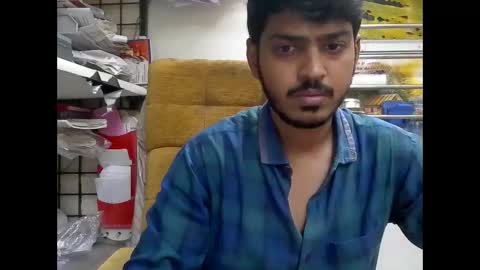 Snapshot of robertsalia220 chatting on October 3, 12:21 pm Robertsalia online show from October 3, 12:21 pm