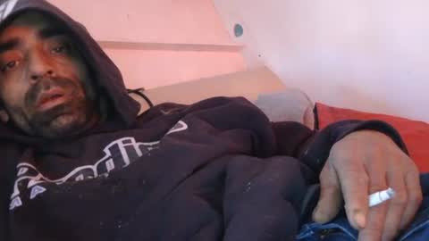 R online show from December 7, 10:28 pm