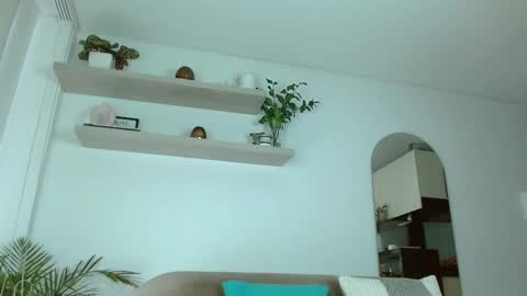 Snapshot of roby_millerr chatting on September 9, 3:44 pm roby_millerr online show from September 9, 3:44 pm