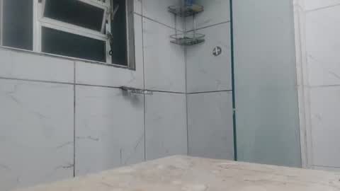 rodrigssst online show from April 2, 2:42 am