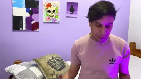 Snapshot of rodthiago chatting on February 7, 11:55 pm Thiago independent model online show from February 7, 11:55 pm