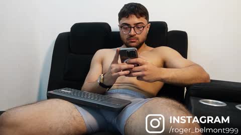 Roger Belmont online show from December 23, 3:26 am