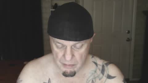 roinaz online show from January 26, 1:31 am