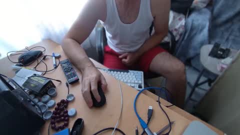 Snapshot of rokettttt chatting on September 19, 8:26 am rokettttt online show from September 19, 8:26 am