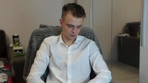 taylor fox online show from January 1, 2:52 pm