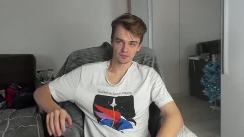 taylor fox online show from December 26, 12:05 pm