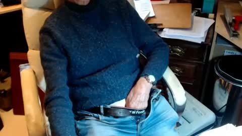 rolydawe online show from February 7, 12:28 pm