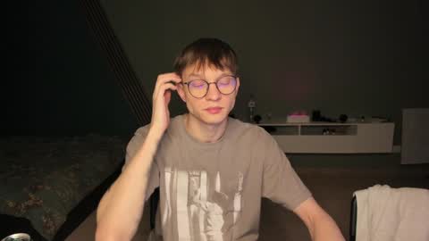 Romeo online show from December 18, 10:24 pm