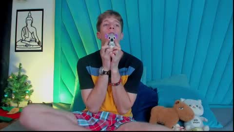 Romeo Ricci online show from December 12, 1:49 pm