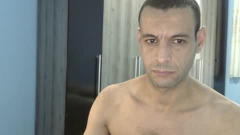 ronny online show from February 3, 9:09 pm