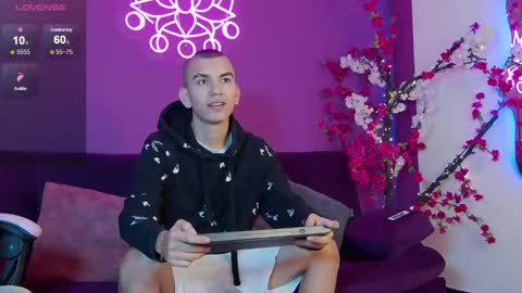 Rowan online show from September 20, 12:49 pm