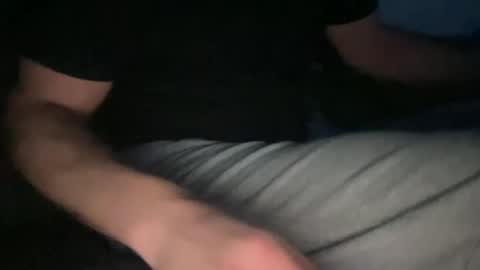 roythegil online show from December 8, 10:19 am