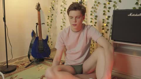 rusbradpitt online show from February 9, 3:49 pm