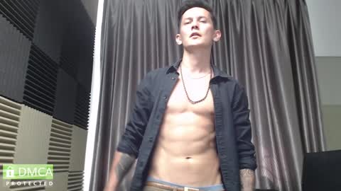 MillionDollarGuy online show from January 15, 3:33 am