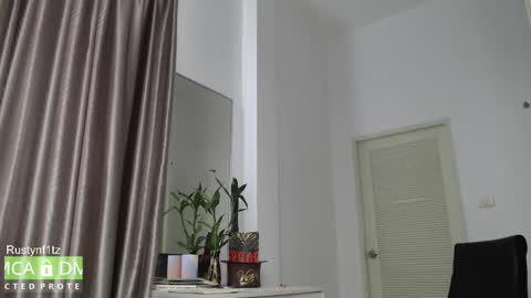 MillionDollarGuy online show from February 26, 2:48 am