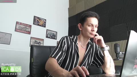 MillionDollarGuy online show from December 17, 2:55 am