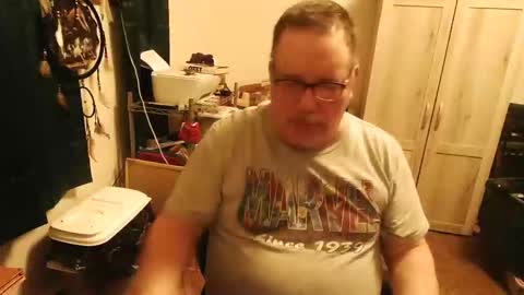 Snapshot of rwzar_0712 chatting on October 17, 4:05 am rwzar_0712 online show from October 17, 4:05 am
