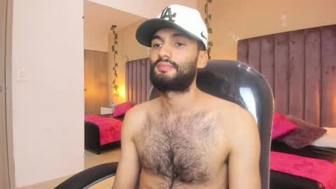 ryan_jackson_ online show from November 4, 4:24 am