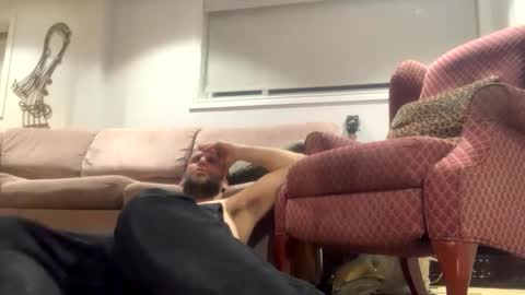 Snapshot of ryanbishops01 chatting on February 1, 5:49 am Ryland online show from February 1, 5:49 am