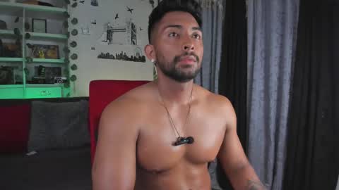 ryanboy30 online show from December 16, 10:50 pm