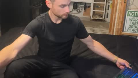 Snapshot of ryanj1zz chatting on October 24, 7:21 am Ryan Jizz online show from October 24, 7:21 am