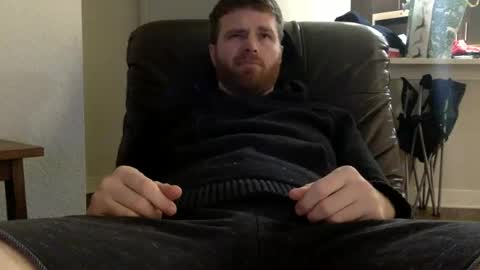 Snapshot of ryanoliver83 chatting on December 26, 12:36 am Ryan Oliver online show from December 26, 12:36 am