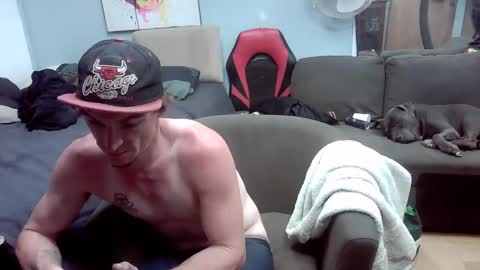 Ryan Tee online show from October 18, 8:52 am