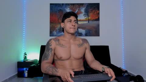 ryanwhite3 online show from February 3, 2:53 am