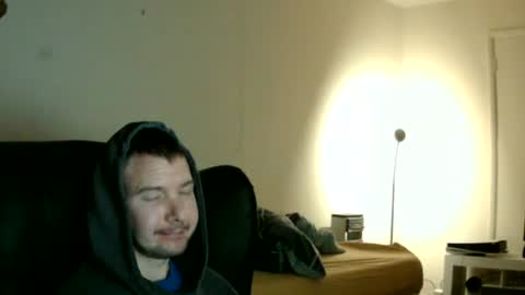 Ryder93 online show from March 31, 6:59 am