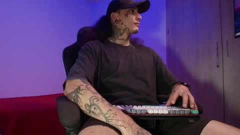 leopmonk help me reach 100 thumbs up online show from March 9, 2:49 am