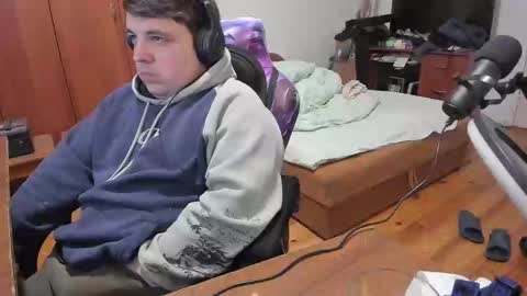 1141323  my Lord Mister Max   moms treasure online show from February 14, 1:45 am