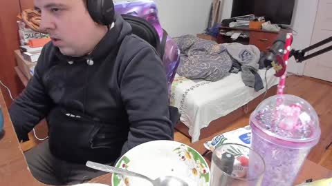 1141323  my Lord Mister Max   moms treasure online show from January 26, 9:29 am