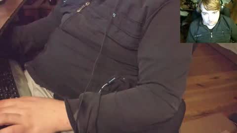 1141323  my Lord Mister Max   moms treasure online show from September 20, 7:03 pm