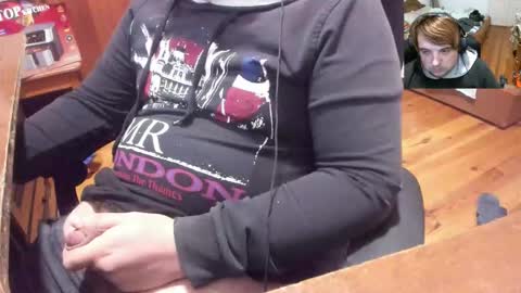 1141323  my Lord Mister Max   moms treasure online show from October 20, 12:58 am