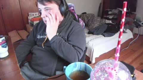 1141323  my Lord Mister Max   moms treasure online show from January 8, 10:04 am