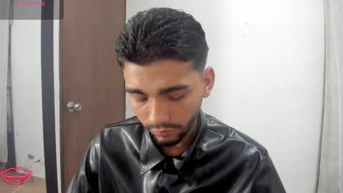 Snapshot of sack_rojas chatting on February 15, 4:58 am Sack online show from February 15, 4:58 am