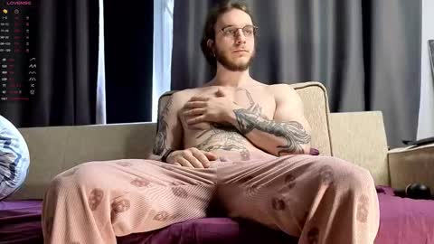 Adam online show from October 20, 8:29 am