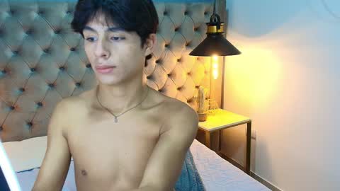 Santi online show from April 4, 12:35 pm