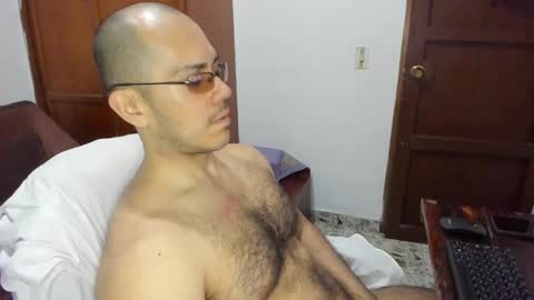 Snapshot of saintedy01 chatting on February 21, 1:00 pm saintedy01 online show from February 21, 1:00 pm