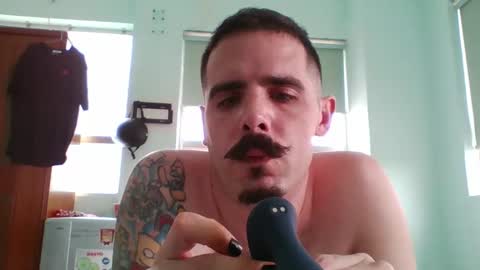 Saint Gutless online show from March 6, 8:33 am