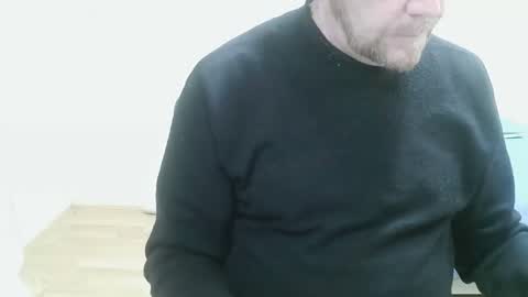 Saltimbanquier  Salt  ou  Banquier  online show from October 27, 4:42 pm