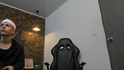 SALVATORE online show from December 30, 11:15 am