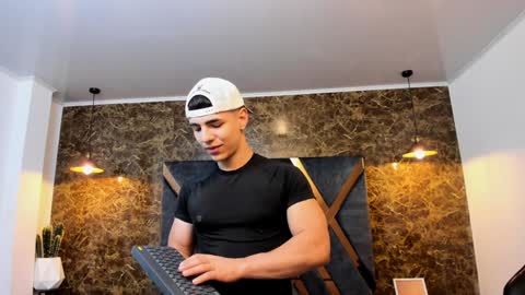 SALVATORE online show from January 15, 11:21 am